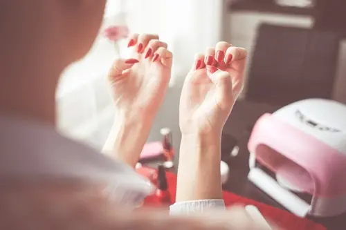 Manicure e pedicure perfette: le caratteristiche imprescindibili