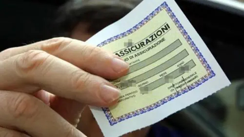 Assicurazione auto sempre più cara, ecco come difendersi