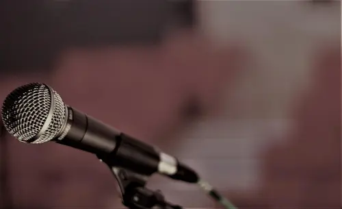 Come aprire un locale di musica live
